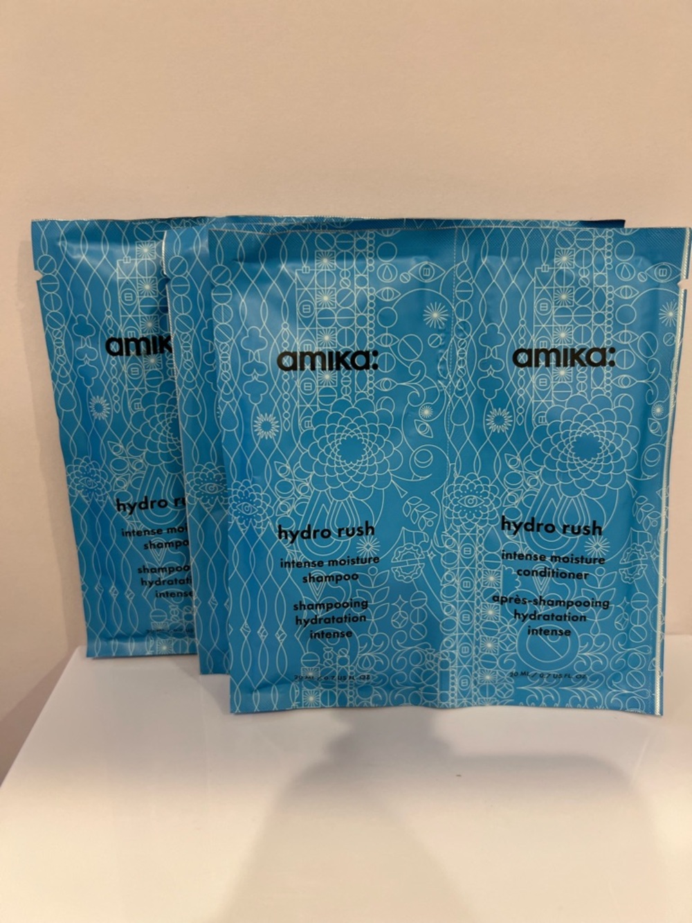 Amika Hydro Rush Shampoo and Conditioner Intense x 3 duo sachets, New